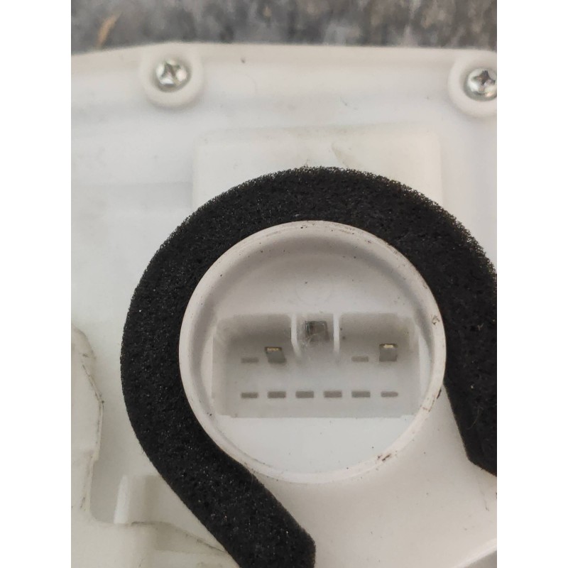 Recambio de motor cierre centralizado trasero izquierdo para suzuki swift berlina (mz) gl (5-ptas.) referencia OEM IAM 8230262J2