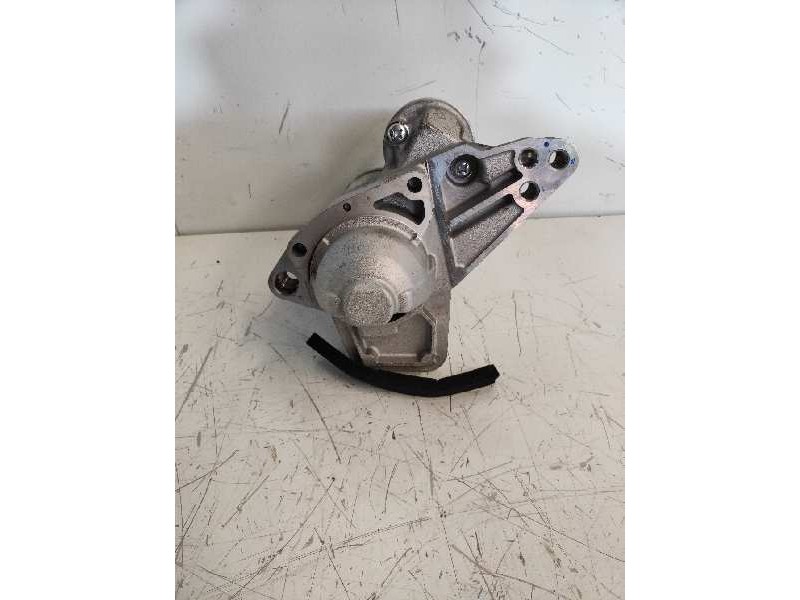 Recambio de motor arranque para dacia sandero stepway comfort referencia OEM IAM M000TD372ZE 233000557R 