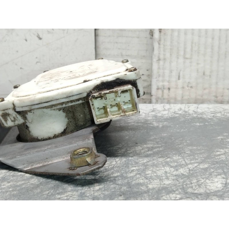 Recambio de motor cierre centralizado trasero derecho para mitsubishi l 200 (k6/7) 2500 td glx (4-ptas.) referencia OEM IAM   4P