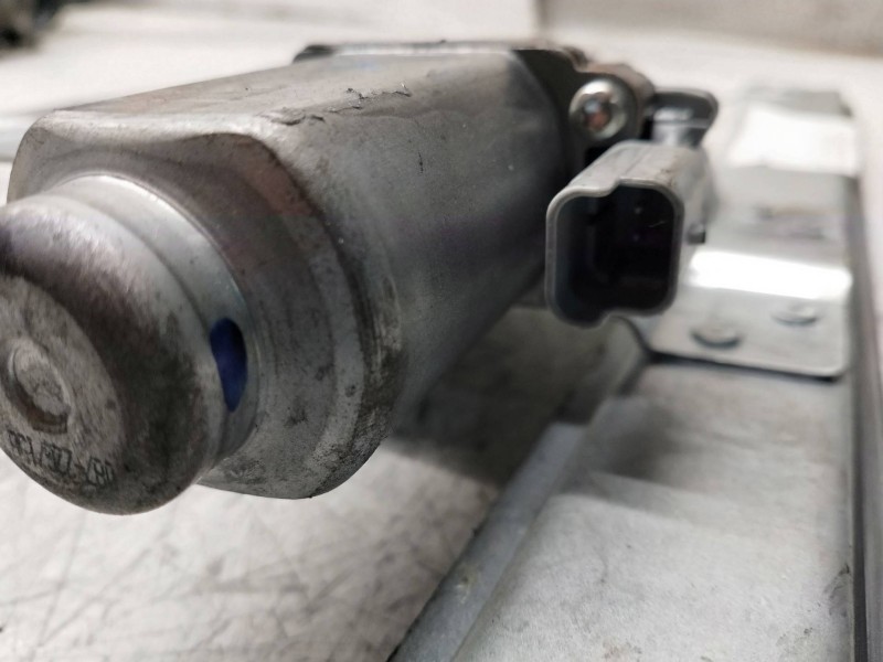 Recambio de elevalunas delantero derecho para peugeot partner kombi outdoor referencia OEM IAM 9680537880 BROSE 