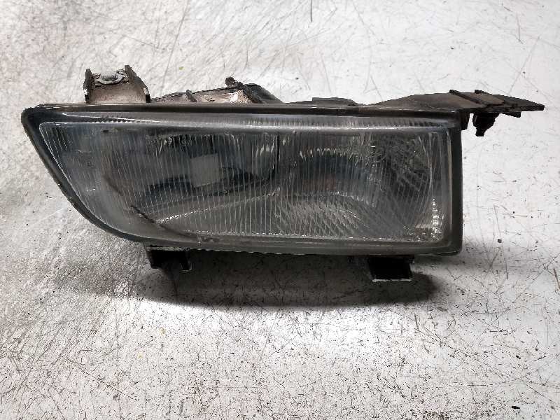 Recambio de faro antiniebla derecho para saab 9-5 berlina 3.0 tid linear sport referencia OEM IAM   