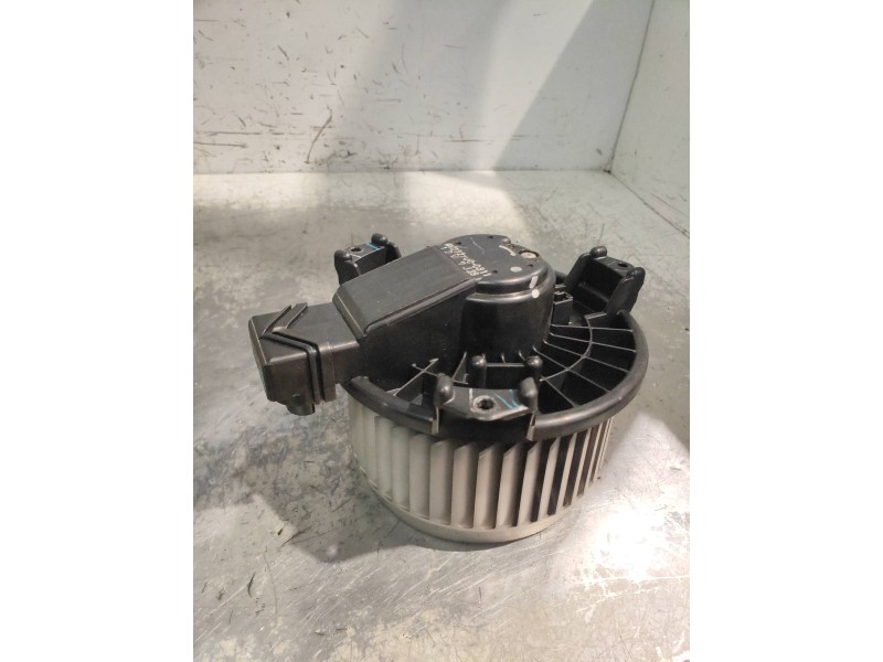 Recambio de motor calefaccion para suzuki swift berlina (mz) gl (5-ptas.) referencia OEM IAM AV2727000311  