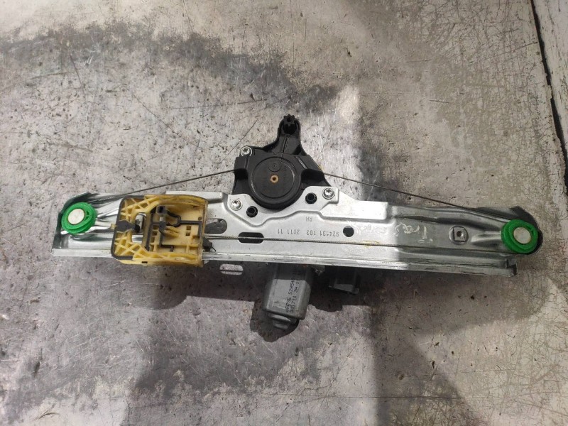 Recambio de elevalunas trasero derecho para ford focus lim. (cb8) titanium referencia OEM IAM BM51A27000BA  
