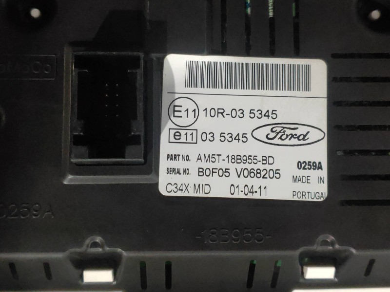 Recambio de pantalla multifuncion para ford focus lim. (cb8) titanium referencia OEM IAM AM5T18B955BD  