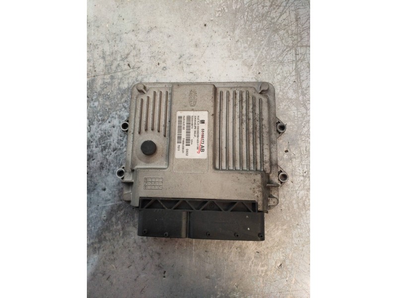 Recambio de centralita motor uce para suzuki swift berlina (mz) gl (5-ptas.) referencia OEM IAM 55195173AB 3392062JP0 7160003901