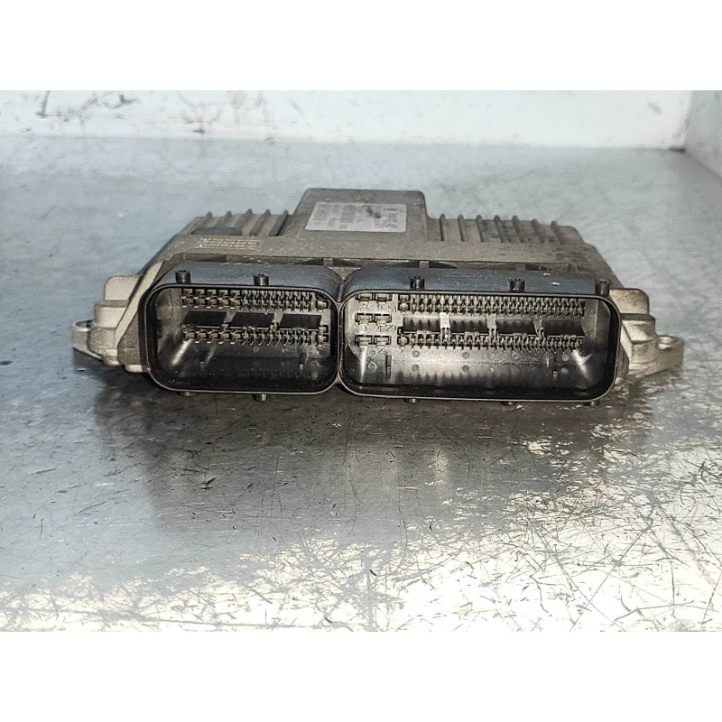 Recambio de centralita motor uce para suzuki swift berlina (mz) gl (5-ptas.) referencia OEM IAM 55195173AB 3392062JP0 7160003901