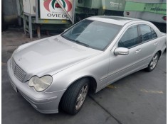 mercedes clase c (w203) berlina del año 2001