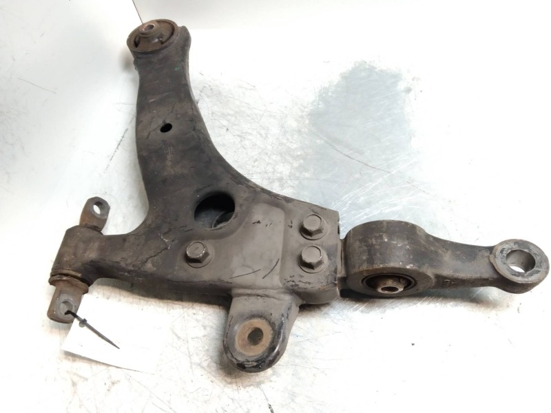 Recambio de brazo suspension inferior delantero izquierdo para hyundai xg 3.5 v6 gls referencia OEM IAM   