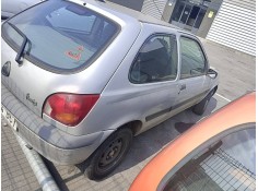 ford fiesta berlina (dx) del año 2000 2