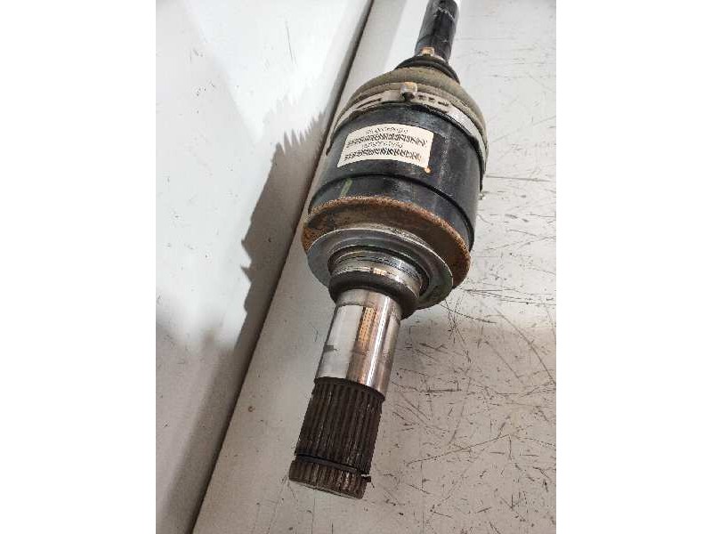 Recambio de transmision trasera derecha para jeep gr.cherokee (wk) 3.0 crd limited referencia OEM IAM P68193666AA  