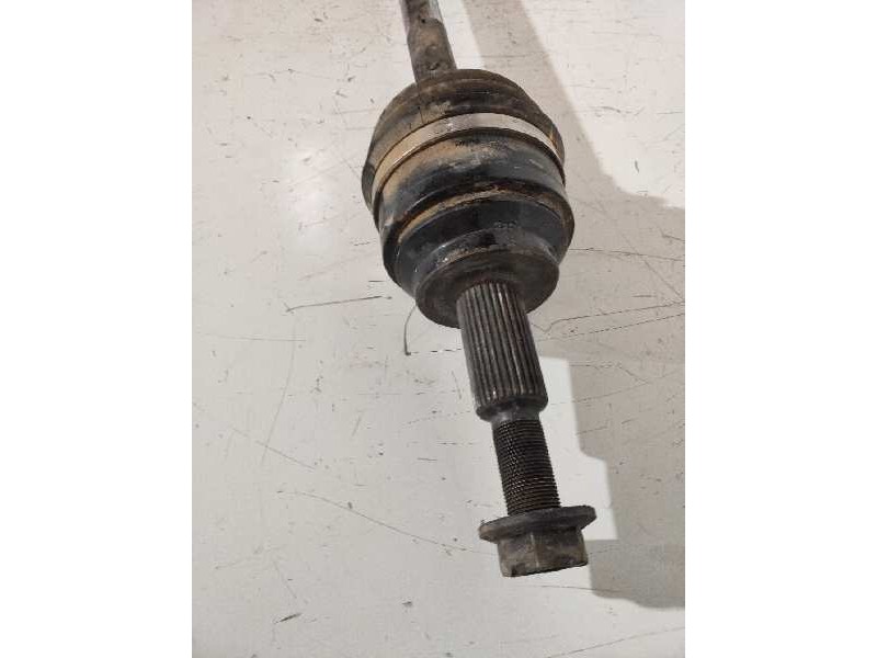 Recambio de transmision trasera izquierda para jeep gr.cherokee (wk) 3.0 crd limited referencia OEM IAM P68193666AA  