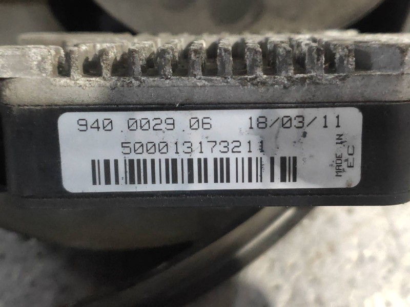 Recambio de electroventilador para ford focus lim. (cb8) titanium referencia OEM IAM 940002906 500013173211 