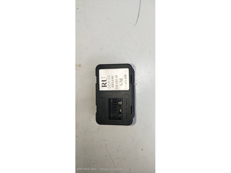 Recambio de mando elevalunas delantero izquierdo para opel corsa c blue line referencia OEM IAM 13363202  