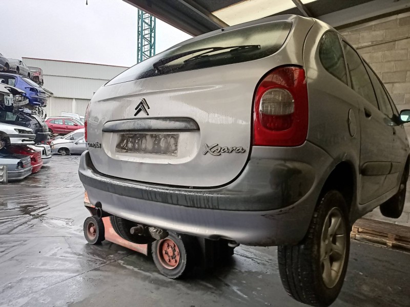 citroen xsara picasso del año 2000