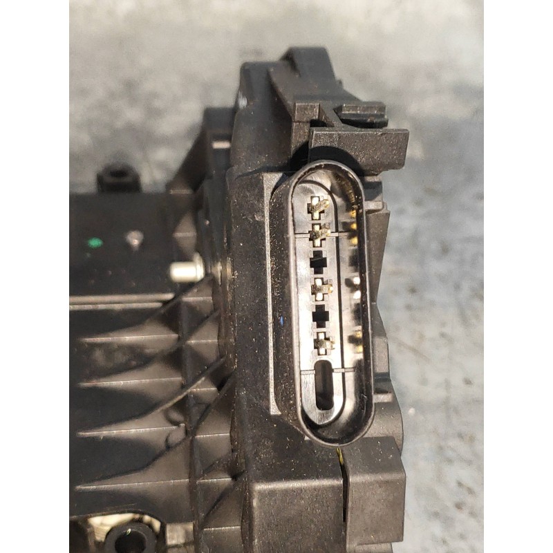 Recambio de motor cierre centralizado trasero derecho para ford focus lim. (cb8) titanium referencia OEM IAM BM5AA26412AC  