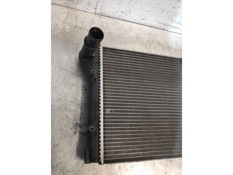 Recambio de radiador agua para fiat panda (169) 1.4 16v 100hp referencia OEM IAM 879847B 51759807 