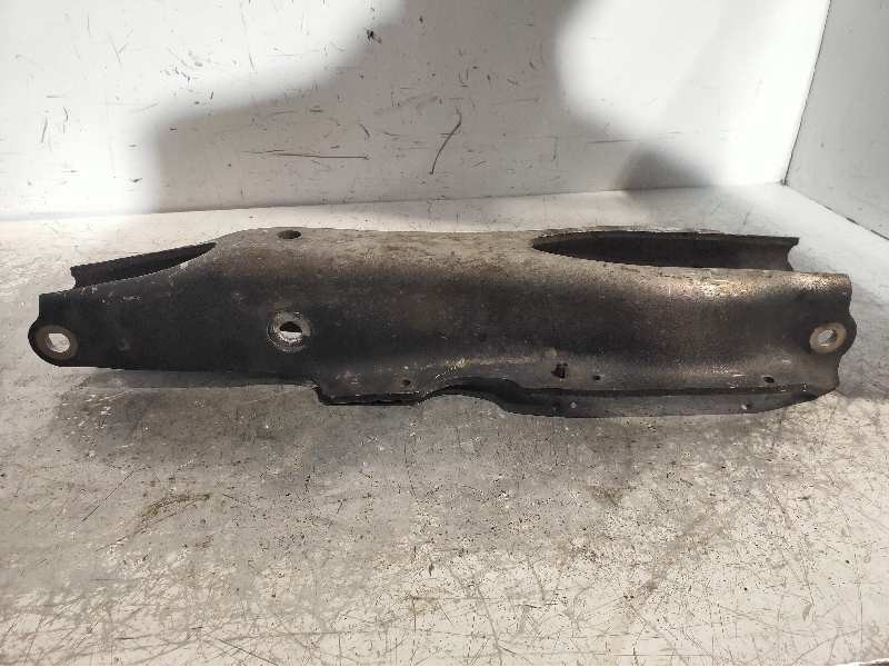Recambio de brazo suspension superior trasero izquierdo para mercedes clase s (w220) berlina 500 (220.075) referencia OEM IAM   