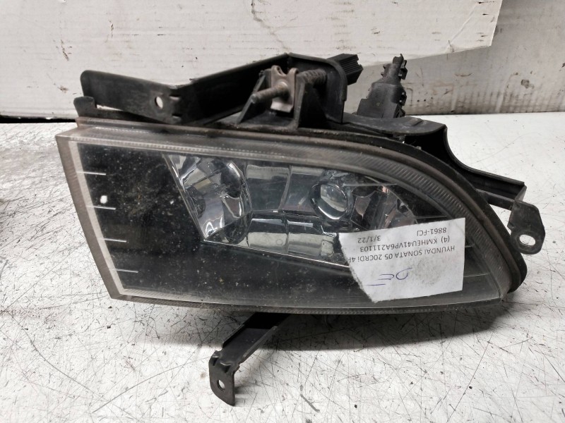 Recambio de faro antiniebla derecho para hyundai sonata (nf) 2.0 crdi comfort i referencia OEM IAM   