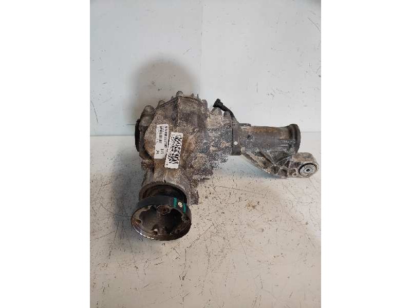 Recambio de diferencial delantero para jeep gr.cherokee (wk) 3.0 crd limited referencia OEM IAM T02UF03368R0289 P68352175AA 