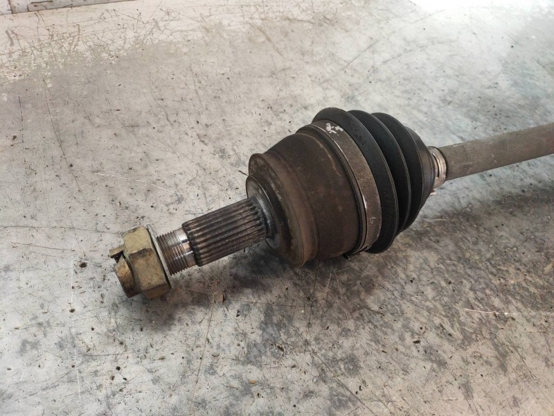 Recambio de transmision delantera derecha para fiat panda (169) 1.4 16v 100hp referencia OEM IAM   