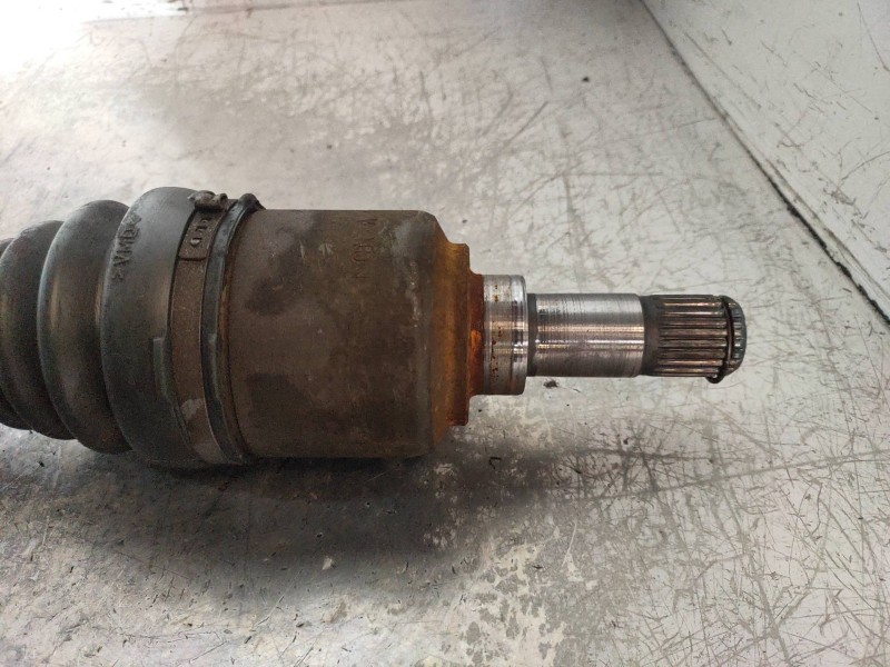 Recambio de transmision delantera derecha para fiat panda (169) 1.4 16v 100hp referencia OEM IAM   