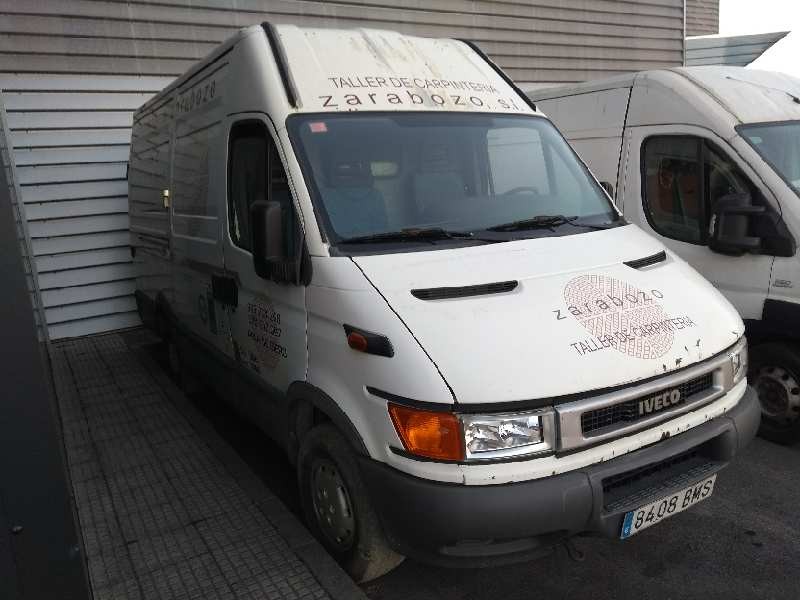 iveco daily caja cerrada (1999 =>) del año 2001