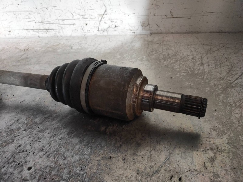 Recambio de transmision delantera izquierda para fiat panda (169) 1.4 16v 100hp referencia OEM IAM   