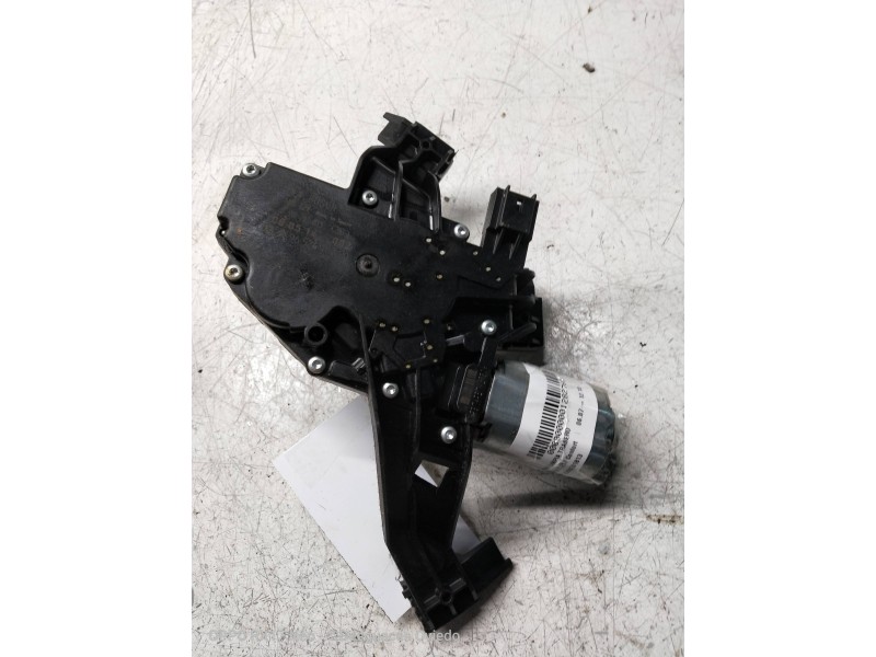 Recambio de motor limpia trasero para peugeot 207 confort referencia OEM IAM 0390201813 9652418780 