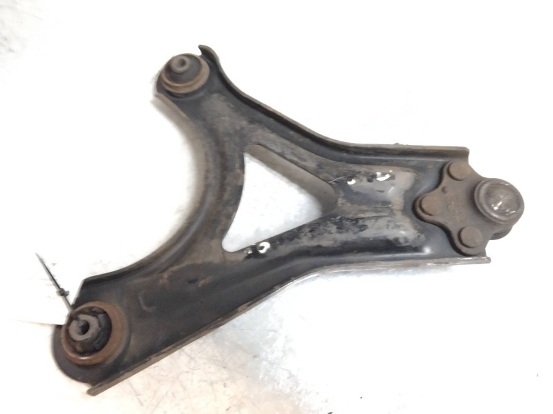 Recambio de brazo suspension inferior delantero izquierdo para ford mondeo berlina/familiar (fd) 2.0 16v cat referencia OEM IAM 