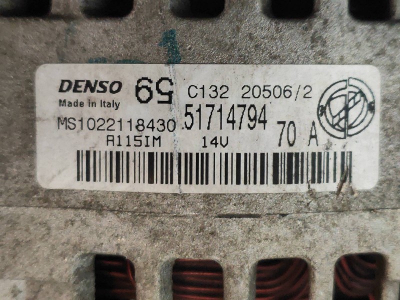 Recambio de alternador para fiat panda (169) 1.4 16v 100hp referencia OEM IAM MS1022118430 51714794 DENSO