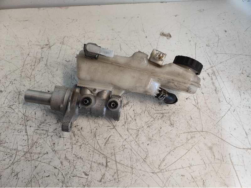 Recambio de bomba freno para toyota auris luna referencia OEM IAM 248721B 6402121 4720119055