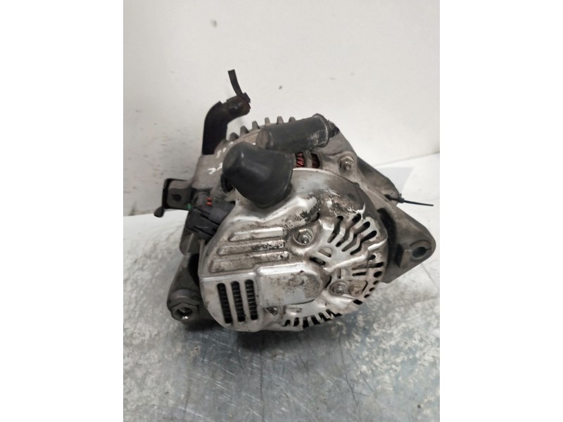 Recambio de alternador para chrysler voyager (rg) 2.4 lx (i) referencia OEM IAM 373004X900  