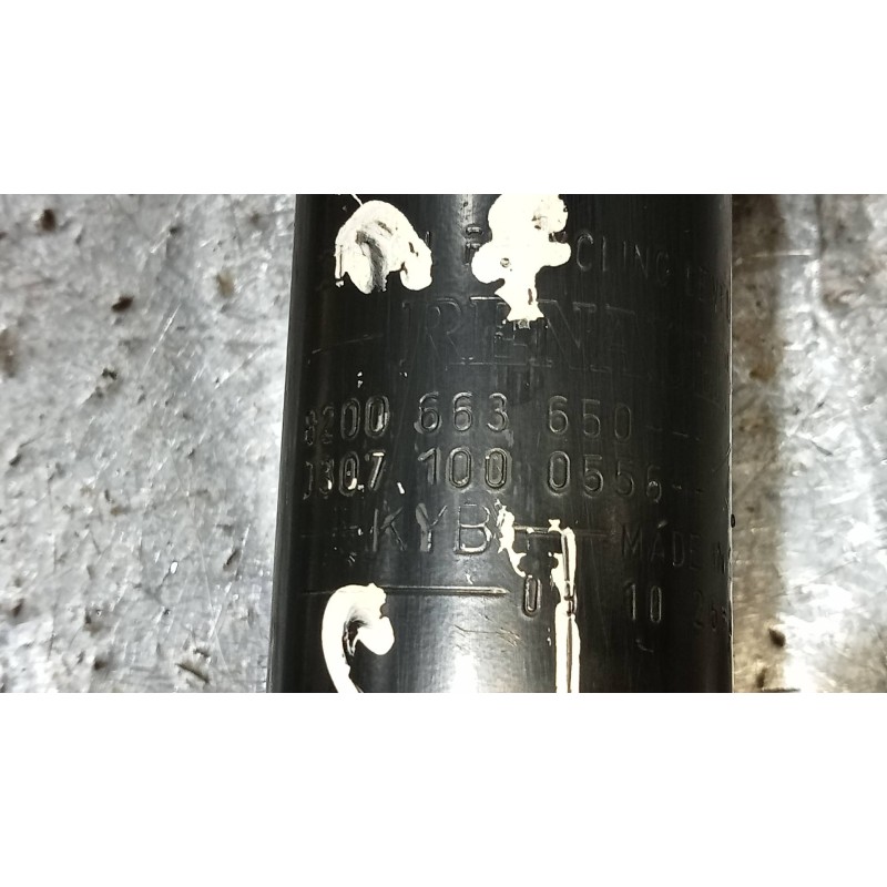 Recambio de amortiguador delantero izquierdo para renault megane ii classic berlina confort dynamique referencia OEM IAM 8200663