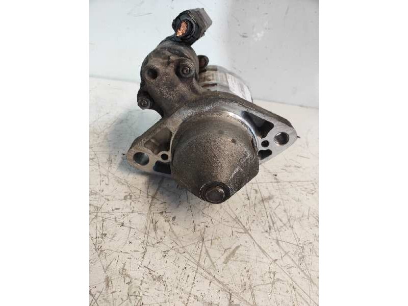 Recambio de motor arranque para toyota auris luna referencia OEM IAM 281000R010  2810033121