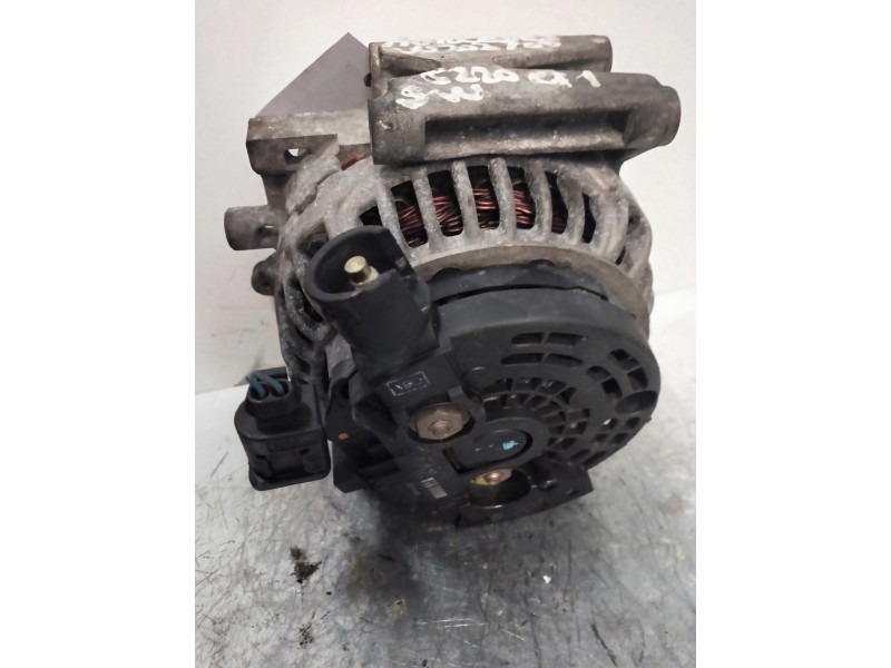 Recambio de alternador para mercedes clase c (w203) familiar 2.2 cdi cat referencia OEM IAM   