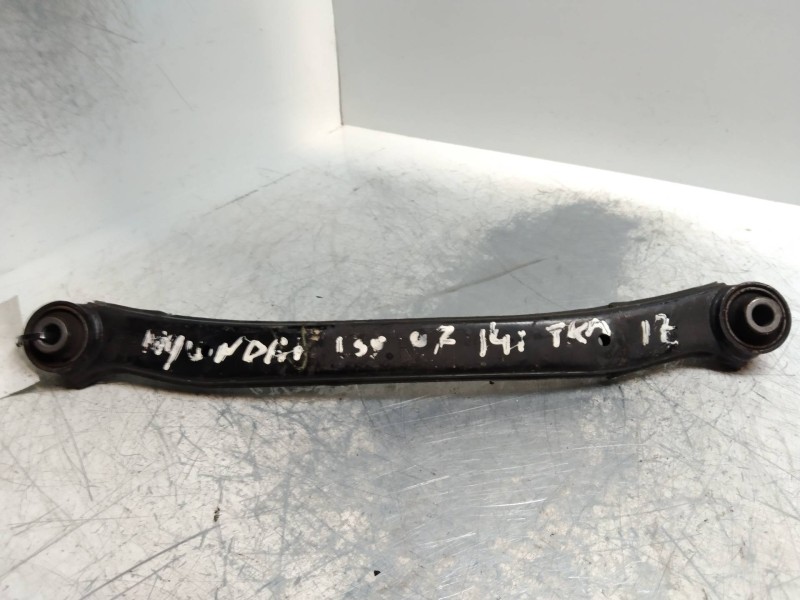 Recambio de tirante trasero izquierdo para hyundai i30 1.4 cat referencia OEM IAM   