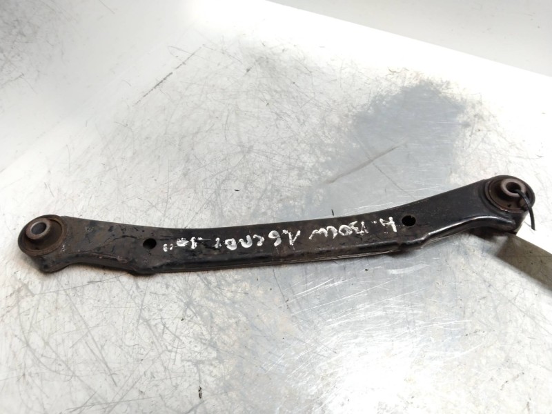Recambio de tirante trasero derecho para hyundai i30cw 1.6 crdi cat referencia OEM IAM   
