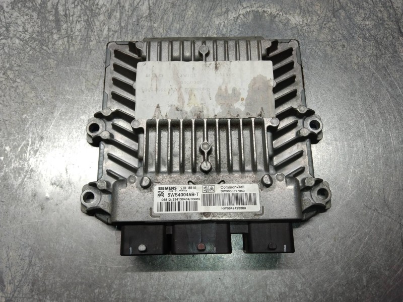 Recambio de centralita motor uce para peugeot 307 (s1) xt referencia OEM IAM 5WS40045BT SW9650517980 HW9647423380 SID801A