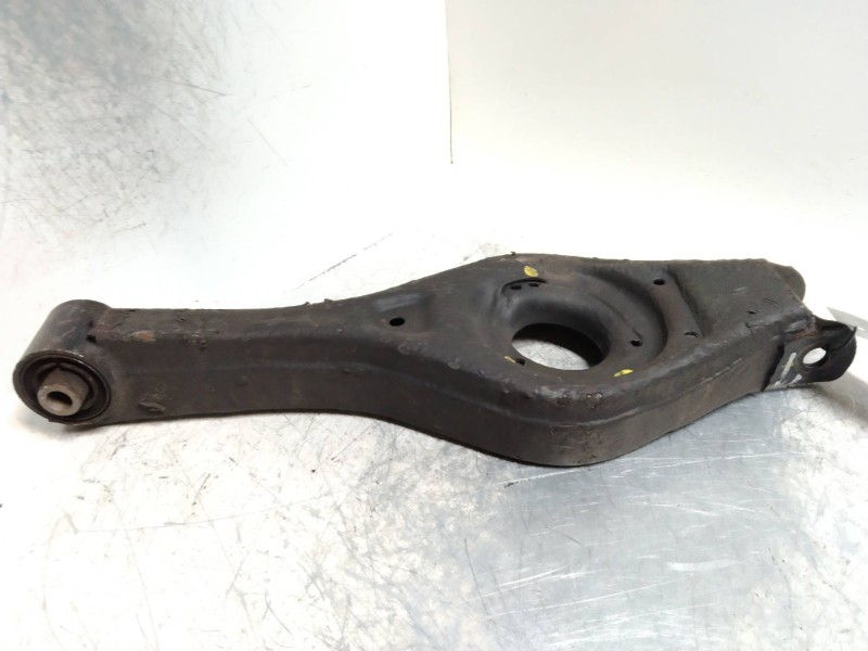 Recambio de brazo suspension inferior trasero izquierdo para hyundai i30 classic gls referencia OEM IAM   