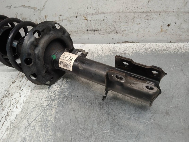 Recambio de amortiguador delantero izquierdo para opel corsa c blue line referencia OEM IAM 22185127 9127455 