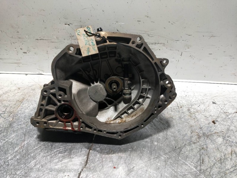 Recambio de caja cambios para opel corsa c 1.2 16v cat (z 12 xe / lw4) referencia OEM IAM F13C374 A83492 C374