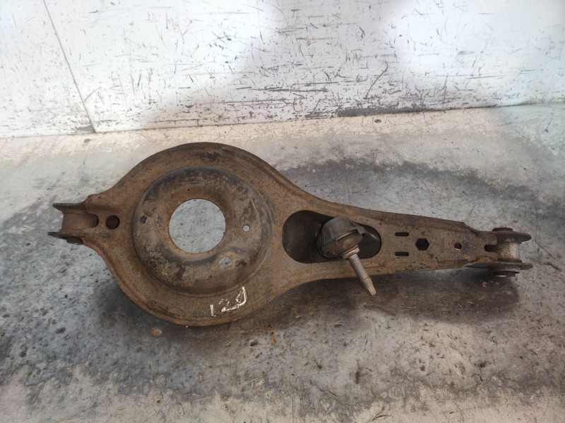Recambio de brazo suspension inferior trasero izquierdo para ford focus lim. (cb8) titanium referencia OEM IAM   