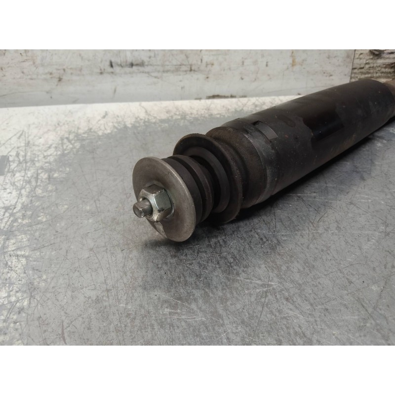 Recambio de amortiguador trasero derecho para opel corsa c blue line referencia OEM IAM 13146444 644609745 