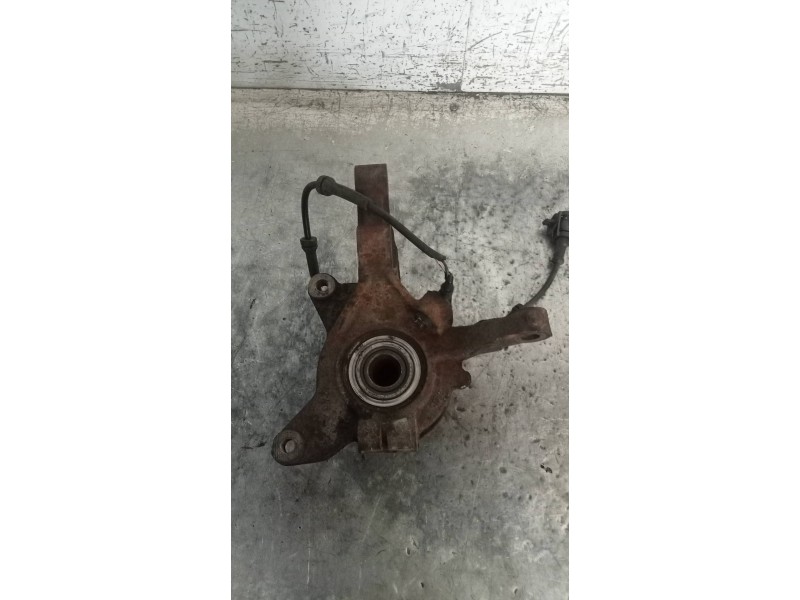 Recambio de mangueta delantera derecha para renault megane i fase 2 berlina (ba0) 1.9 d rt referencia OEM IAM   