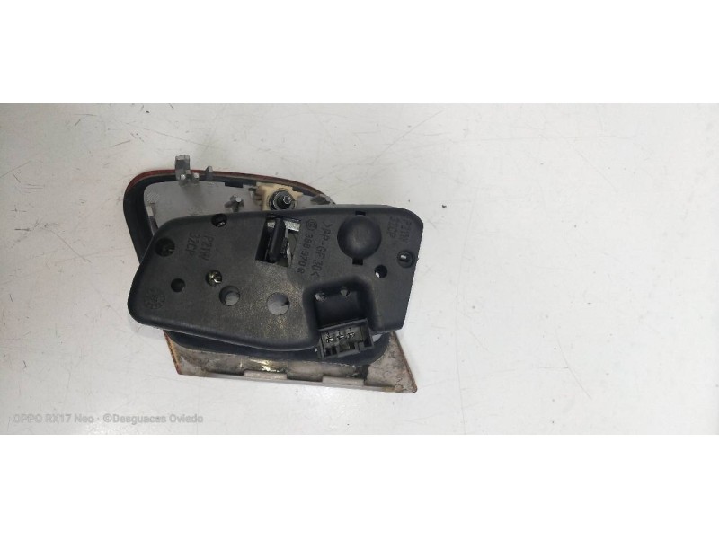 Recambio de piloto trasero derecho interior para bmw serie 3 coupe (e46) 320 cd referencia OEM IAM 7165844  