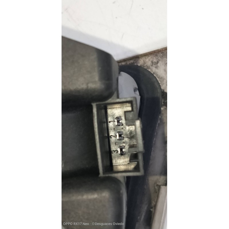 Recambio de piloto trasero derecho interior para bmw serie 3 coupe (e46) 320 cd referencia OEM IAM 7165844  