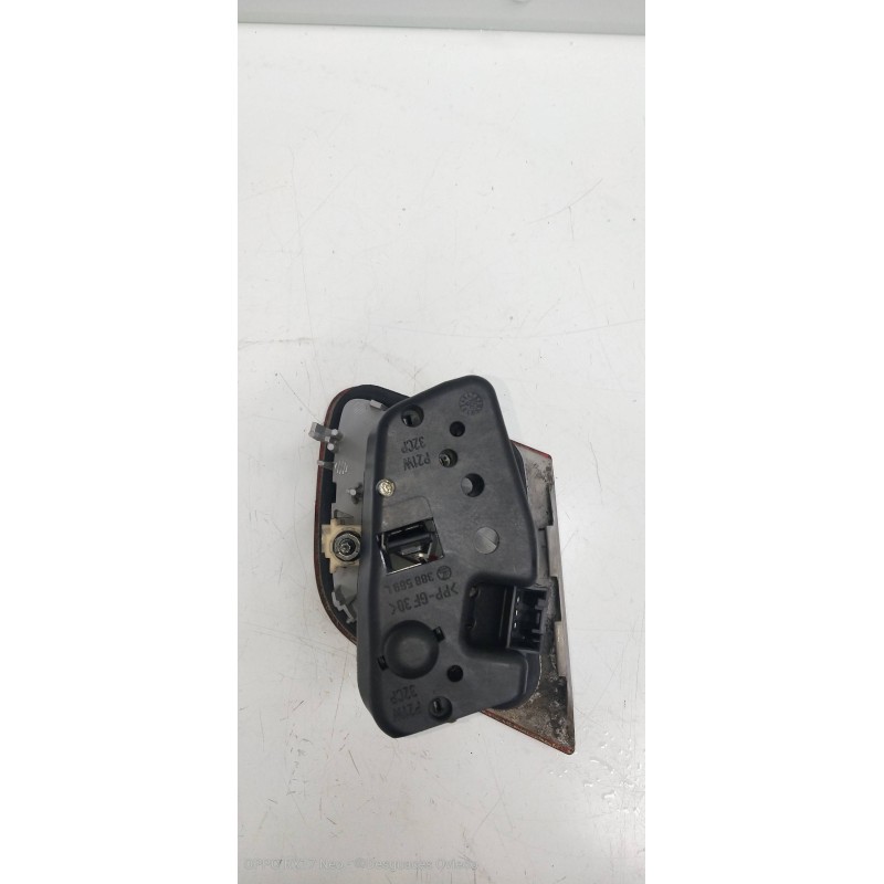 Recambio de piloto trasero izquierdo interior para bmw serie 3 coupe (e46) 320 cd referencia OEM IAM 7165743  