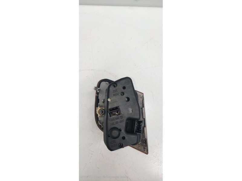 Recambio de piloto trasero izquierdo interior para bmw serie 3 coupe (e46) 320 cd referencia OEM IAM 7165743  