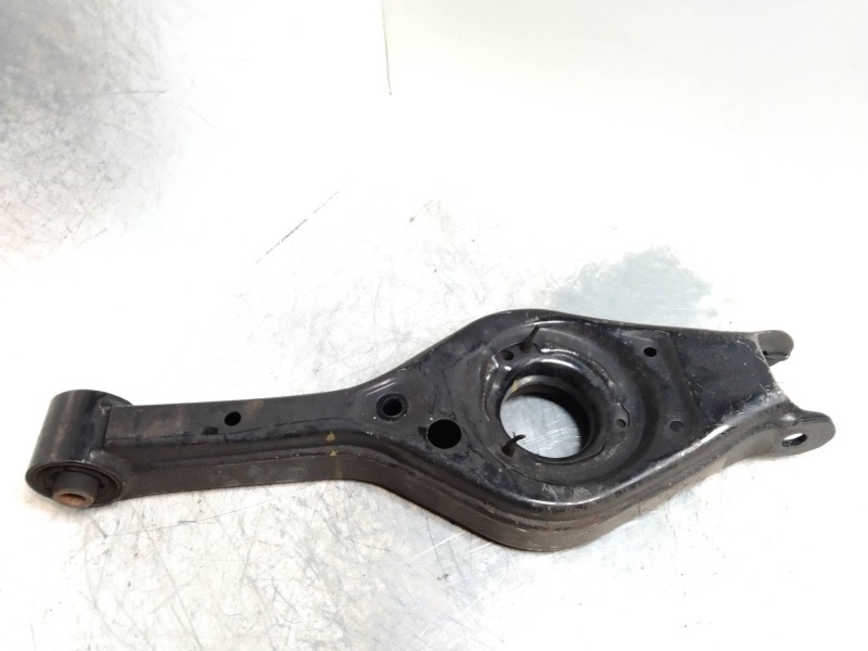 Recambio de brazo suspension inferior trasero derecho para hyundai ix35 1.7 crdi cat referencia OEM IAM   