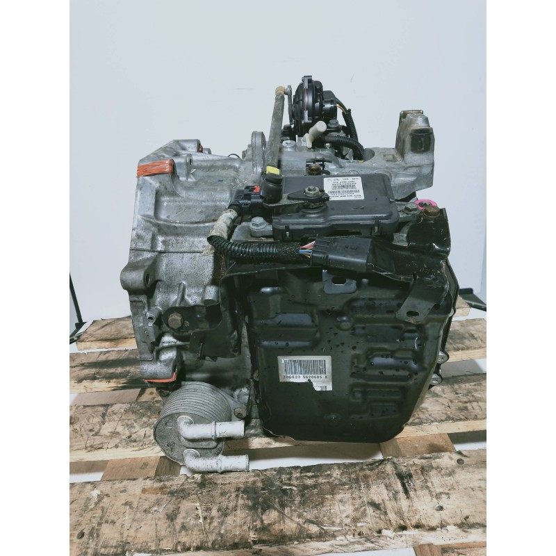 Recambio de caja cambios para citroen c4 picasso 1.6 blue-hdi fap referencia OEM IAM 20GE23 AT6 15L645620685